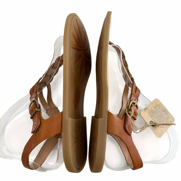 Born Lake Braided Leather Thong Strap Flat Sandals in Cognac Size 8M - Picture 8 of 16